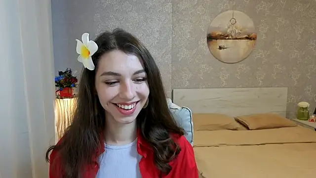 Snapshot of KellyShines chatting on May 25, 1:50 pm KellyShines online show from May 25, 1:50 pm