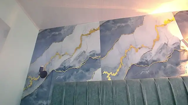 Megara 25 online show from January 8, 6:32 pm