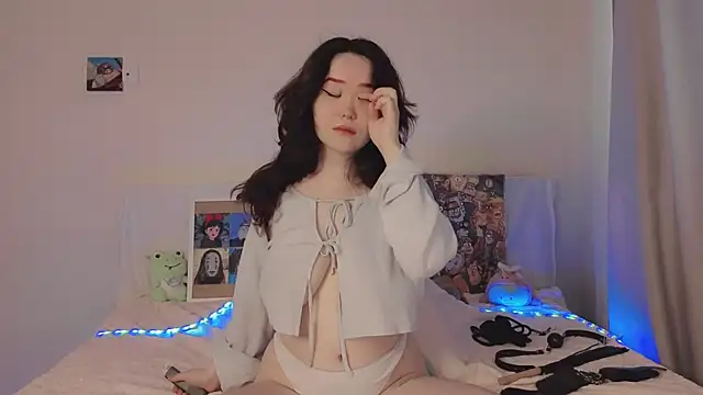 Snapshot of tsunade_chan chatting on June 24, 4:11 am tsunade chan online show from June 24, 4:11 am