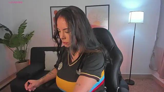 angelica cross  online show from July 7, 7:51 pm
