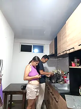 stivenlujan69 online show from October 1, 1:11 am