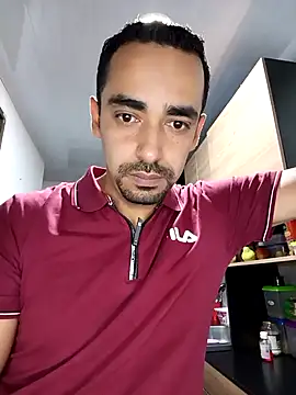 stivenlujan69 online show from October 5, 1:48 am