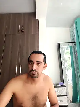 stivenlujan69 online show from January 14, 4:12 pm