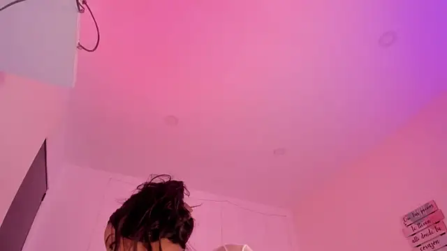 Snapshot of Elsie_morris12 chatting on May 11, 1:39 pm Elsie morris12 online show from May 11, 1:39 pm