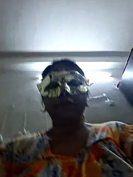 Snapshot of SIMIHOT chatting on May 21, 3:41 pm SIMIHOT online show from May 21, 3:41 pm
