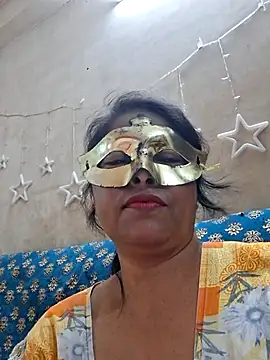 Snapshot of SIMIHOT chatting on July 25, 8:23 am SIMIHOT online show from July 25, 8:23 am