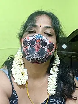 Snapshot of Tamil_Mithra chatting on June 6, 11:48 am Tamil Mithra online show from June 6, 11:48 am