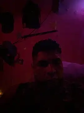 Snapshot of RandalHot chatting on October 26, 7:03 am RandalHot online show from October 26, 7:03 am