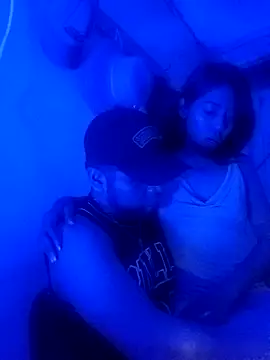 Snapshot of RandalHot chatting on December 3, 12:03 pm RandalHot online show from December 3, 12:03 pm