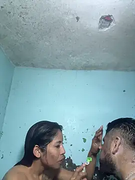 Snapshot of RandalHot chatting on December 15, 7:23 am RandalHot online show from December 15, 7:23 am