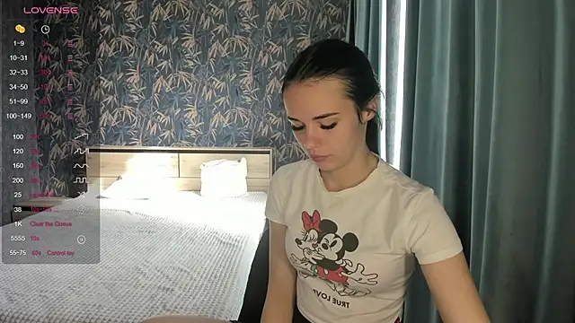 Kseni a online show from October 4, 10:46 am