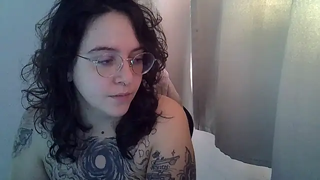 Blue Liz online show from October 24, 2:46 pm