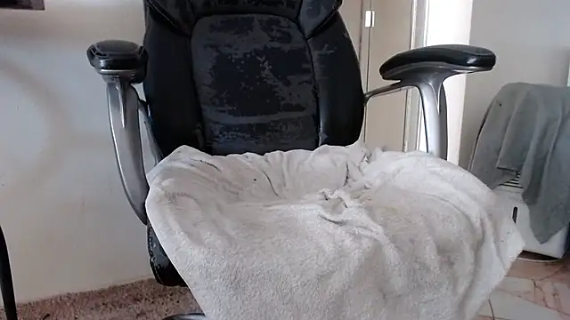 Snapshot of Richard_Crane chatting on November 25, 1:55 pm Richard Crane online show from November 25, 1:55 pm