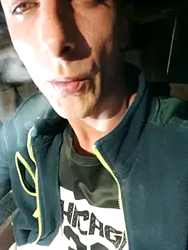 Snapshot of Czarnoksieznik chatting on September 24, 6:33 pm Czarnoksieznik online show from September 24, 6:33 pm