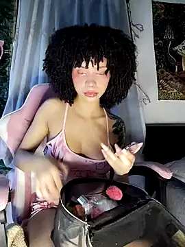 bettyboo2801 online show from March 6, 11:01 pm