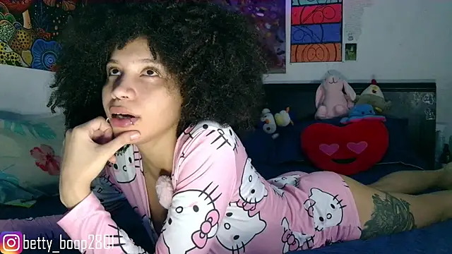 bettyboo2801 online show from May 14, 4:41 am