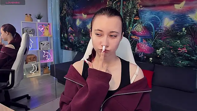 ClaraParks online show from September 23, 6:00 pm