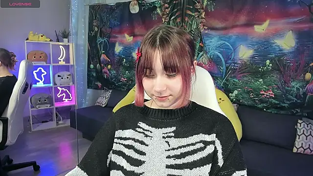 ClaraParks online show from January 10, 7:04 pm