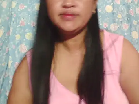 Snapshot of hotolivia34 chatting on November 16, 12:16 am hotolivia34 online show from November 16, 12:16 am