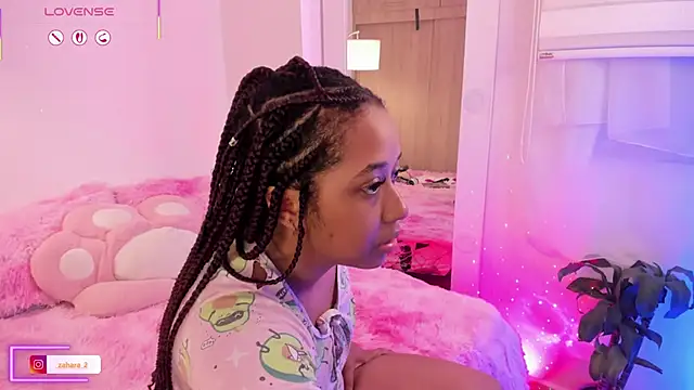 Snapshot of _Zahara_ chatting on November 12, 10:41 pm Zahara online show from November 12, 10:41 pm