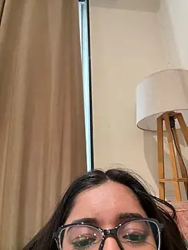 desitease online show from February 10, 11:25 am