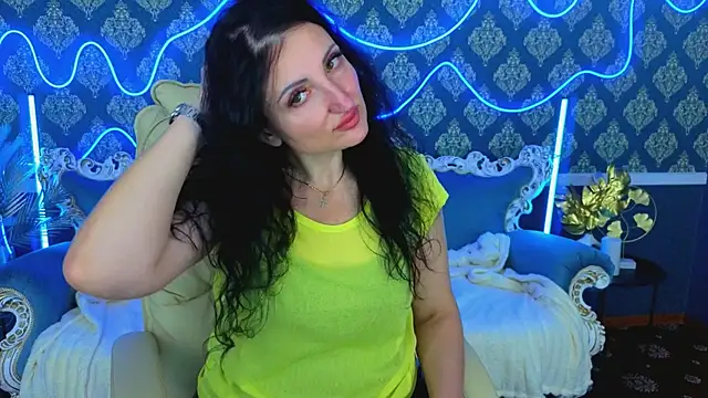 Snapshot of MissRossi chatting on November 10, 7:35 pm MissRossi online show from November 10, 7:35 pm