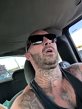 Snapshot of joeyoneill chatting on September 12, 11:10 am joeyoneill online show from September 12, 11:10 am