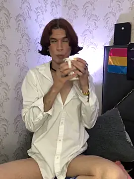 danny rios20 online show from October 14, 1:01 pm