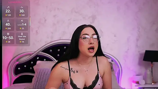 SweetySasha18 online show from June 27, 5:40 pm