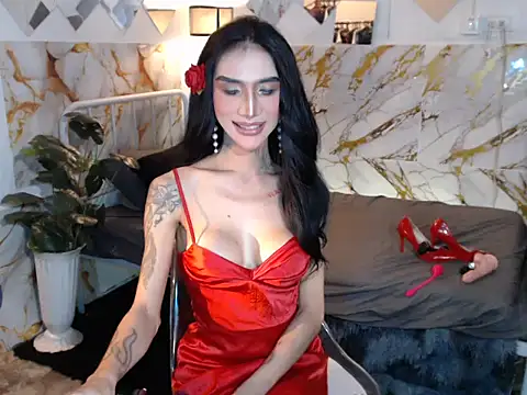 redhotties online show from April 21, 8:23 pm