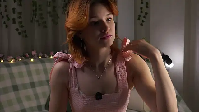 BlytheBenny online show from November 9, 12:20 am