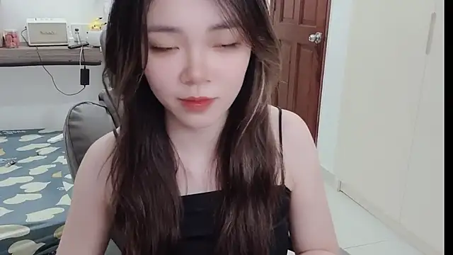 Snapshot of __Nho__ chatting on December 16, 4:23 pm Nho online show from December 16, 4:23 pm