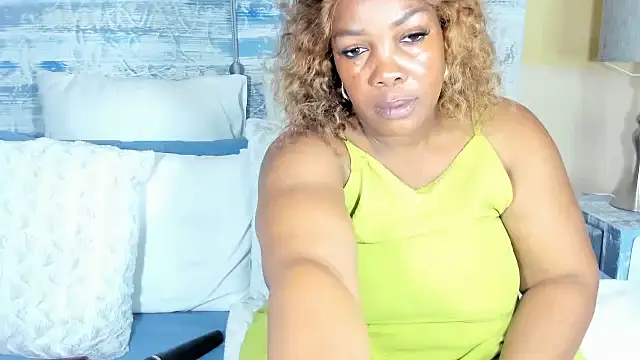 Snapshot of Jess555 chatting on November 19, 10:48 am Jess555 online show from November 19, 10:48 am