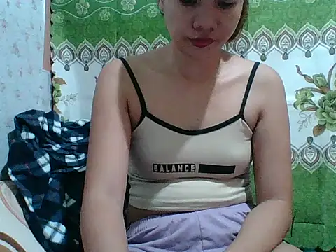 Snapshot of Sweet_Gera21 chatting on November 5, 10:26 am Sweet Gera21 online show from November 5, 10:26 am