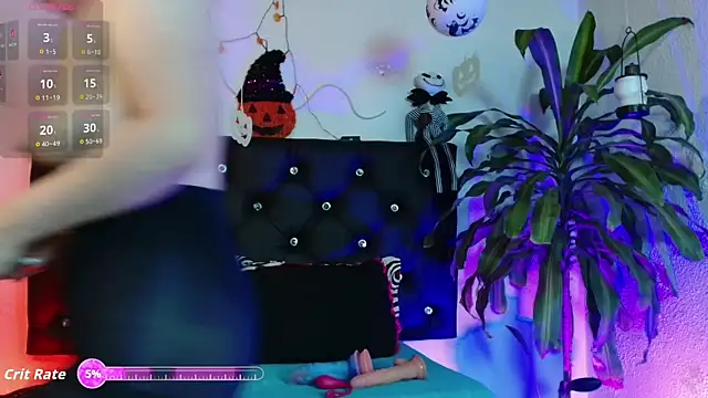 Snapshot of AliciaWhite chatting on October 15, 11:54 am AliciaWhite online show from October 15, 11:54 am