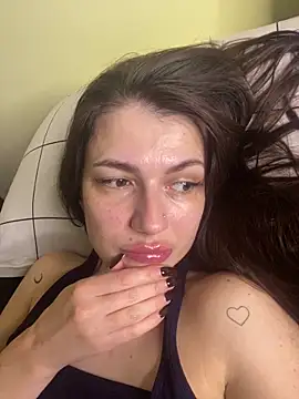 Cute Erika online show from October 31, 11:06 pm