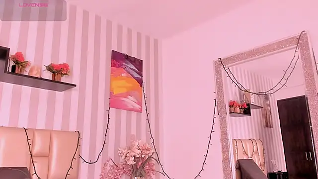 DarkHoneyy online show from February 18, 12:56 pm