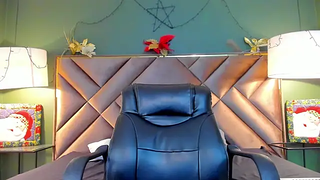 Aiden Royce online show from December 20, 3:24 am