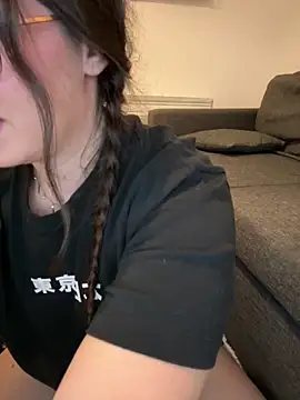 liloush   online show from February 22, 9:35 pm