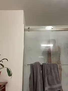 pnwzo online show from October 19, 10:32 pm