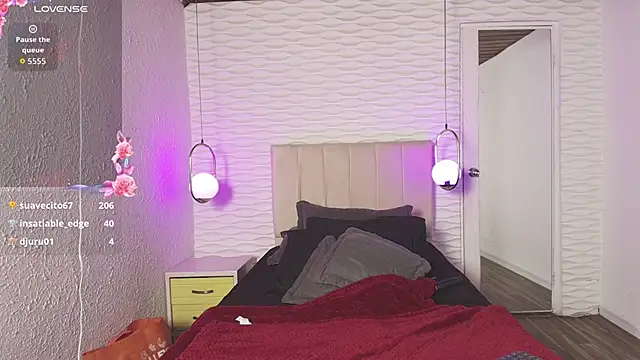 ly lulu online show from November 10, 7:02 pm