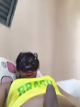 DuCreu online show from November 25, 4:07 pm