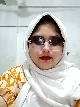 Nusrat-N online show from April 8, 10:10 pm