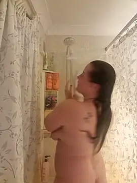 RosieMilff online show from November 6, 6:53 pm