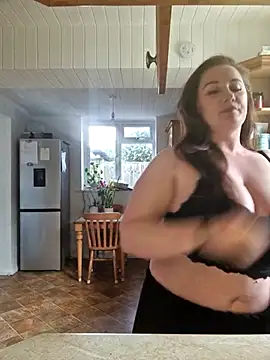 RosieMilff online show from November 13, 10:03 am