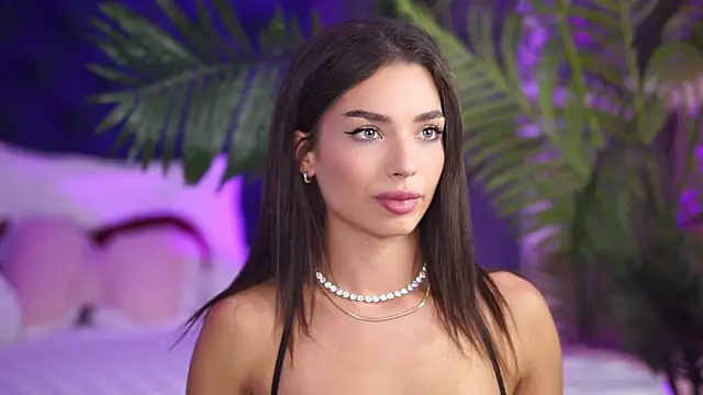 LalaRoze online show from September 13, 7:13 pm