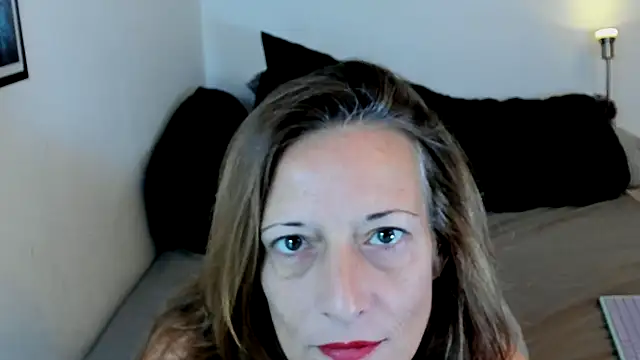 FrauMueller online show from November 29, 9:12 am