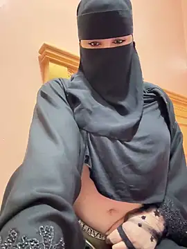  Laiali  online show from February 12, 12:33 pm