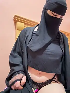  Laiali  online show from March 26, 1:44 am