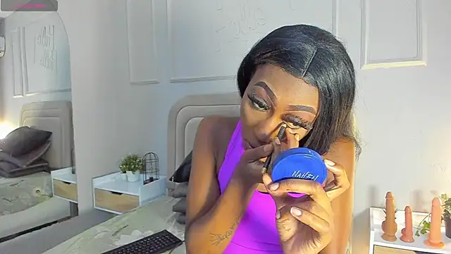 Snapshot of Anamonrroe chatting on February 4, 7:53 pm Anamonrroe online show from February 4, 7:53 pm